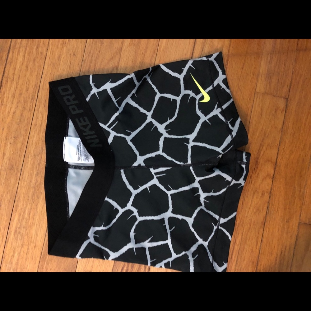 NIKE PRO SPANDEX